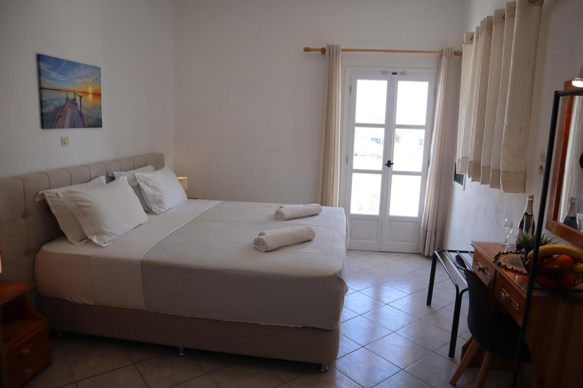 Pension St.George Rooms & Studios Perissa Exterior foto